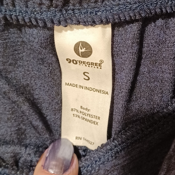 90 Degrees by Reflex Women's Jogger Camo Pants in - Picture 5 of 7